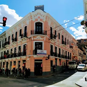Casa de hóspedes Latitud Ecuem